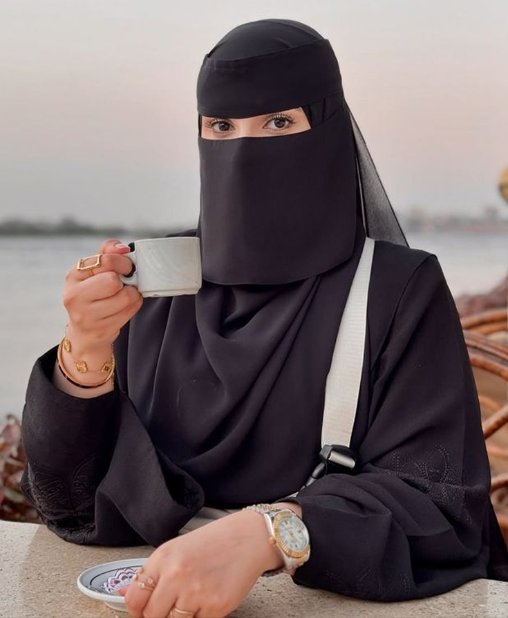 Saudi Niqab - Hard Patti